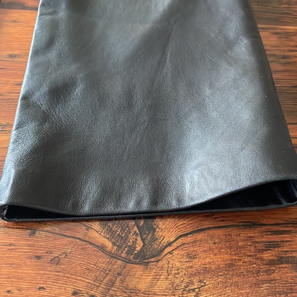 Danier Black Leather Pants Flat Front Boot Cut size 6 - Picture 8 of 9